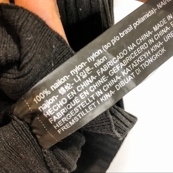 ๐ฆ๐ ZARA | Fun and Flirty Black Going Out Top - Picture 6 of 7